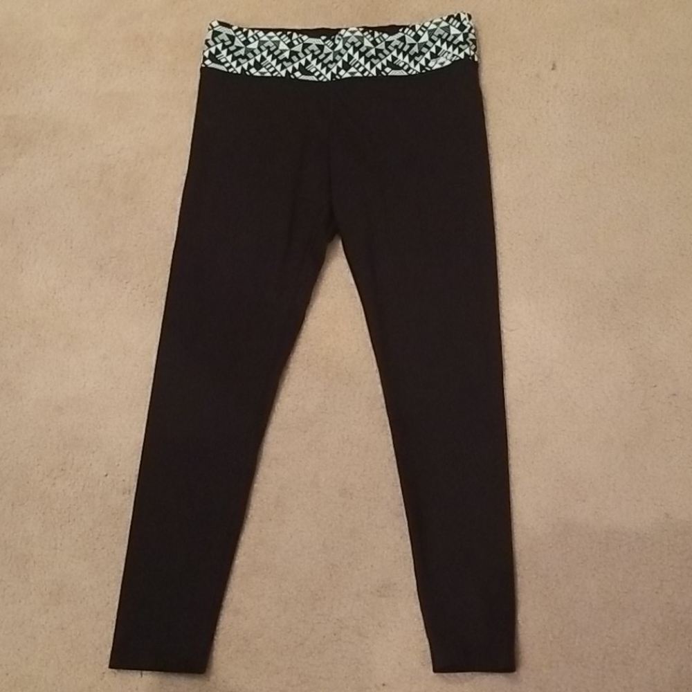 VS/PINK Wide Aztec Print WaistBand Leggings Medium